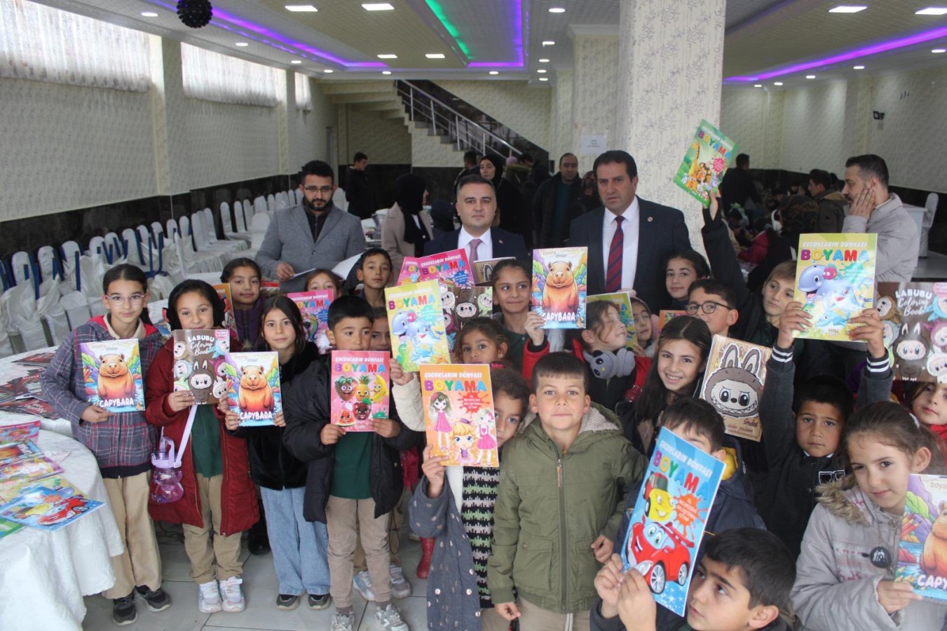 Otlukbeli Kitap Günlerinde Öğrencilerimiz Kitap ve Yazarlarla Buluştu.